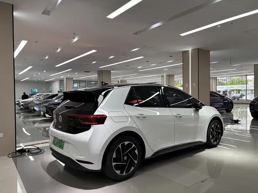 Volkswagen ID.3 Volkswagen ID.3 2024 Pure Smart Edition 2024 — миниатюра 2