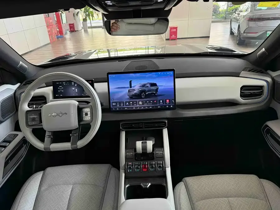 BYD Leopard Titanium 3 Titanium 3 2025 Model 501km Rear-Wheel Drive Ultra Edition 2025 — миниатюра 4