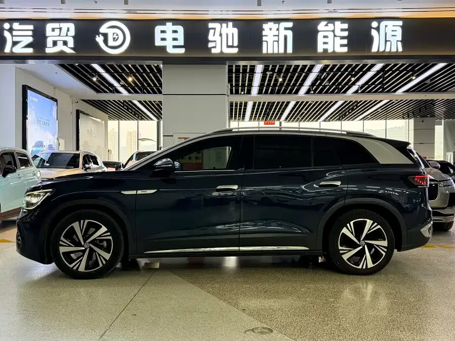 Volkswagen ID.6 CROZZ ID.6 CROZZ 2022 long battery life PRO version 2022 — миниатюра 2