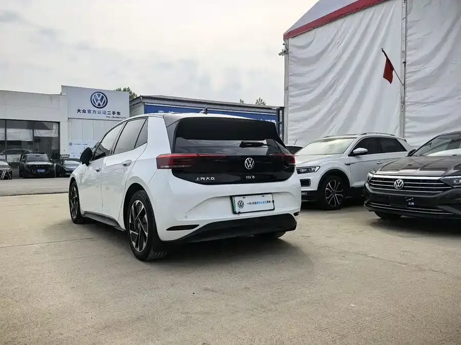 Volkswagen ID.3 Volkswagen ID.3 2025 Smart Model Outstanding Oxygen Edition 2024 — миниатюра 3