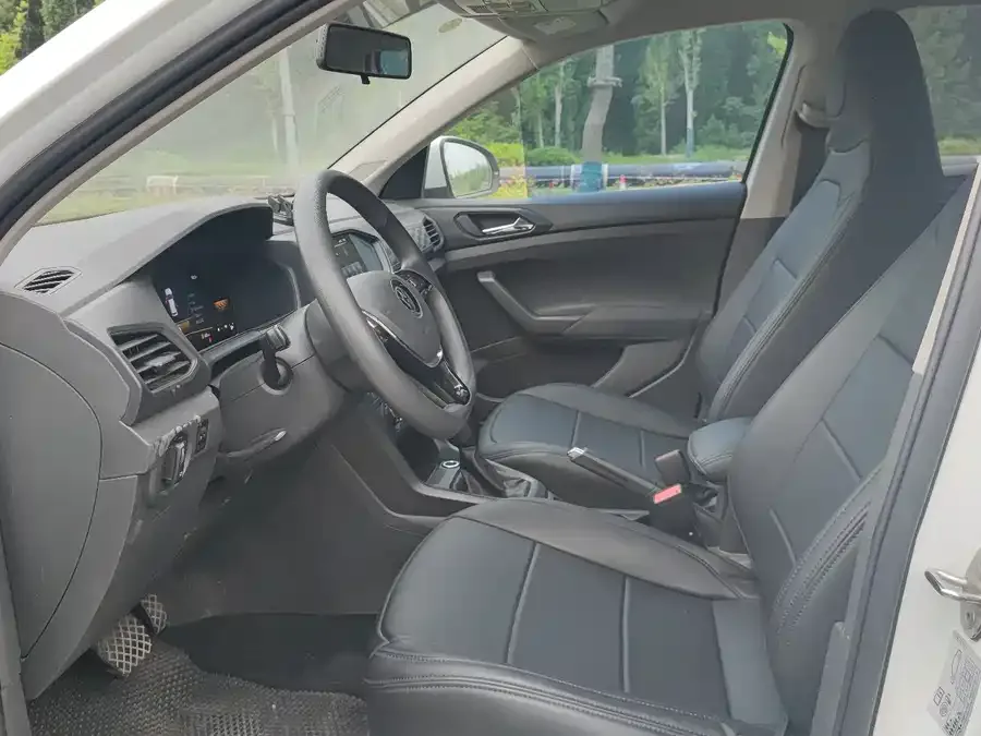 Volkswagen Tukai (T-Cross) Tukai 2023 1.5L Automatic Fashion Edition 2024 — миниатюра 2