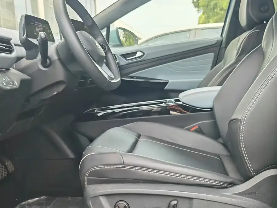 Volkswagen ID.4 X ID.4 X 2025 Model Smart Edition Pure Smart Edition 2024 — миниатюра 2