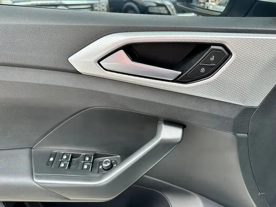 Volkswagen Tacqua Tanying 2021 1.5L Automatic Joy-Link Edition 2023 — миниатюра 5