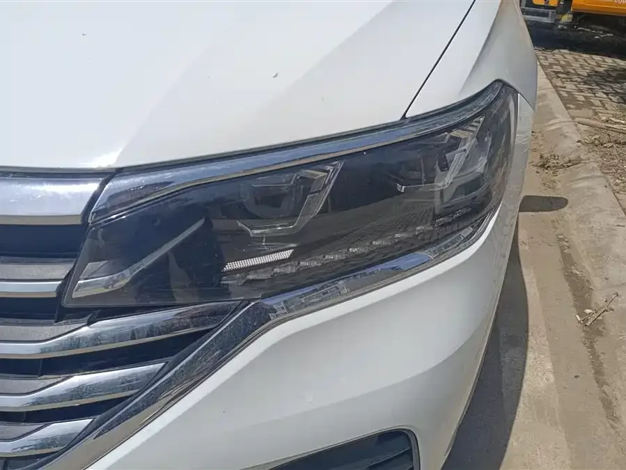 Volkswagen Viloran Weiran 2020 330TSI Deluxe Edition 2023 — миниатюра 2