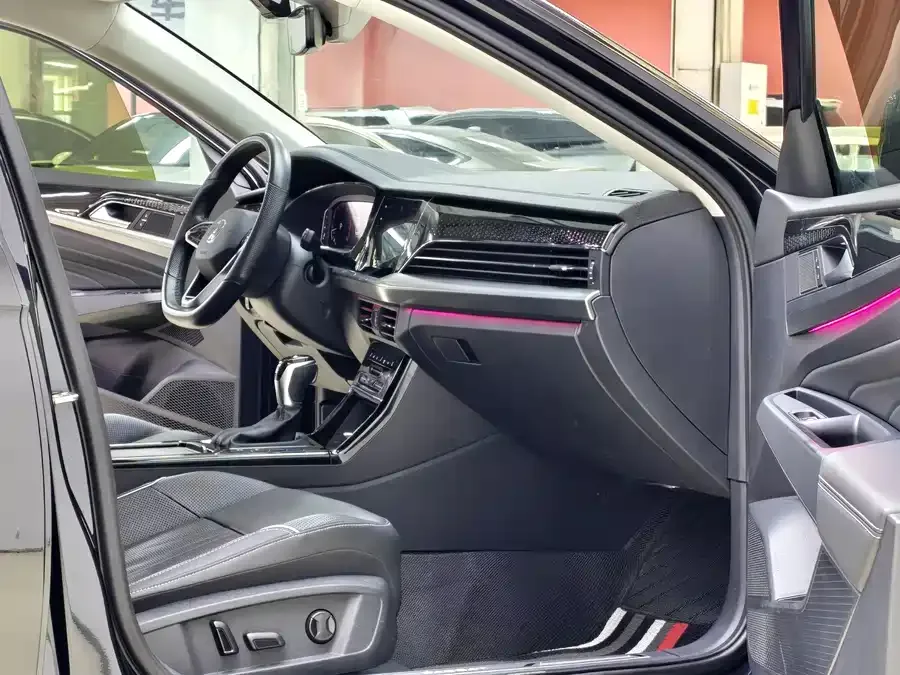 Volkswagen Passat Passat 2023 280TSI Business Edition 2023 — миниатюра 2