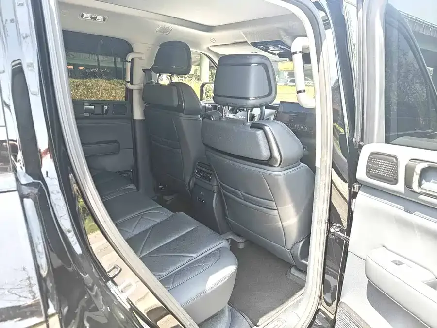 BYD Leopard Leopard 5 Leopard 5 2023 Pilot Edition 2024 — миниатюра 2