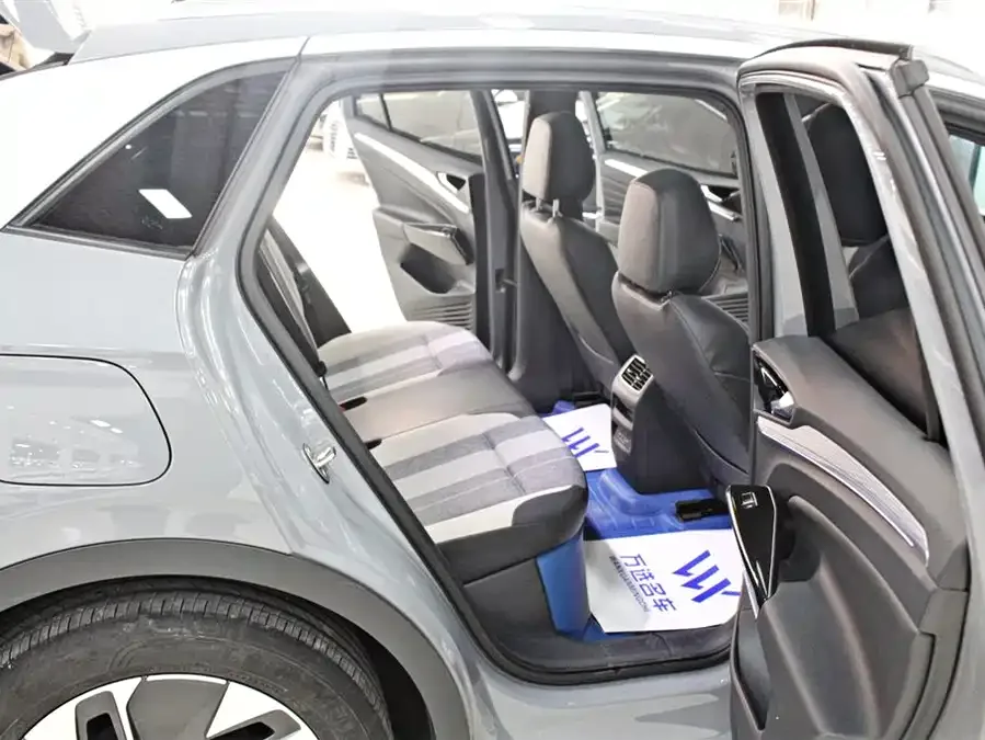 Volkswagen ID.4 CROZZ ID.4 CROZZ 2024 Pure Enjoyment Limited Edition 2024 — миниатюра 5