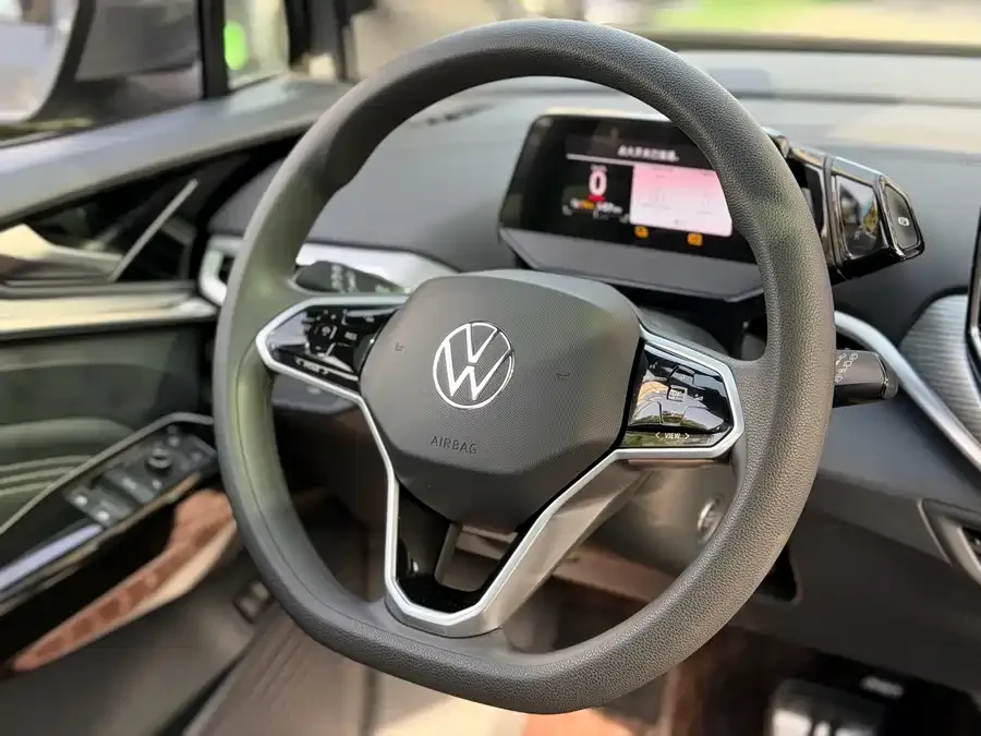 Volkswagen ID.4 CROZZ ID.4 CROZZ 2024 Pure Enjoyment Limited Edition 2023 — миниатюра 3