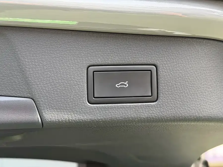 Volkswagen ID.4 CROZZ ID.4 CROZZ 2024 Pure Enjoyment Limited Edition 2023 — миниатюра 5