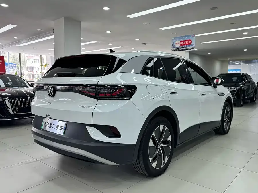 Volkswagen ID.4 CROZZ ID.4 CROZZ 2024 Pure Enjoyment Limited Edition 2024 — миниатюра 2