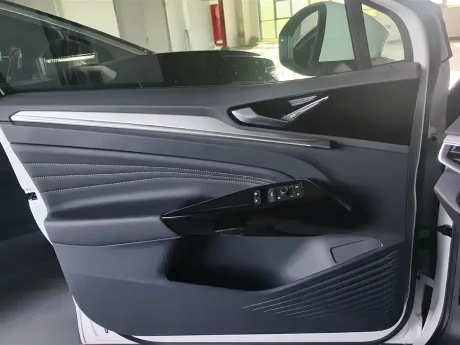 Volkswagen ID.4 CROZZ ID.4 CROZZ 2025 Pure Edition 2026 — миниатюра 4
