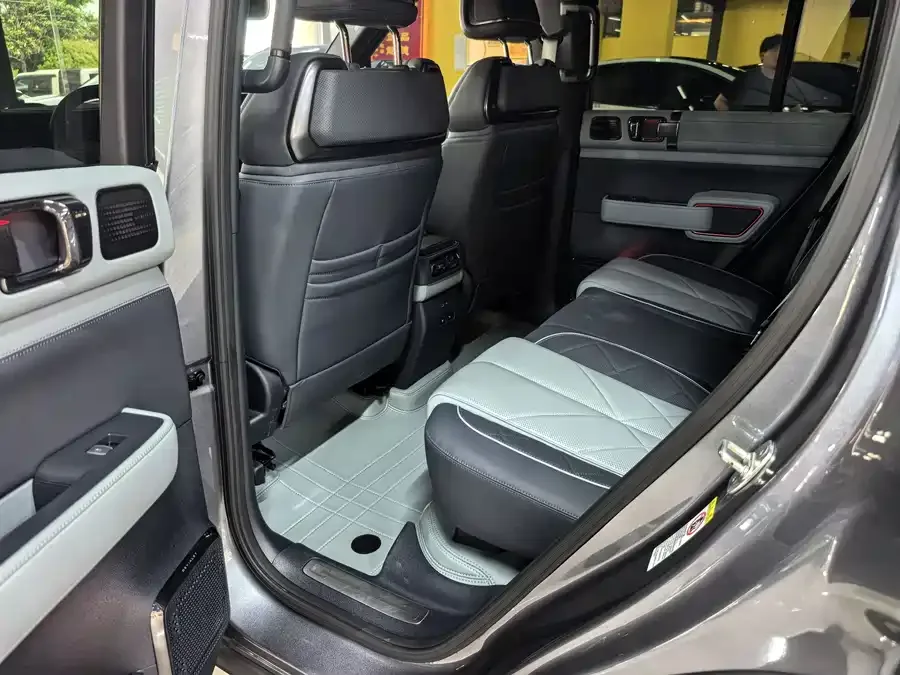 BYD Leopard Leopard 5 Leopard 5 2023 Pilot Edition 2025 — миниатюра 2