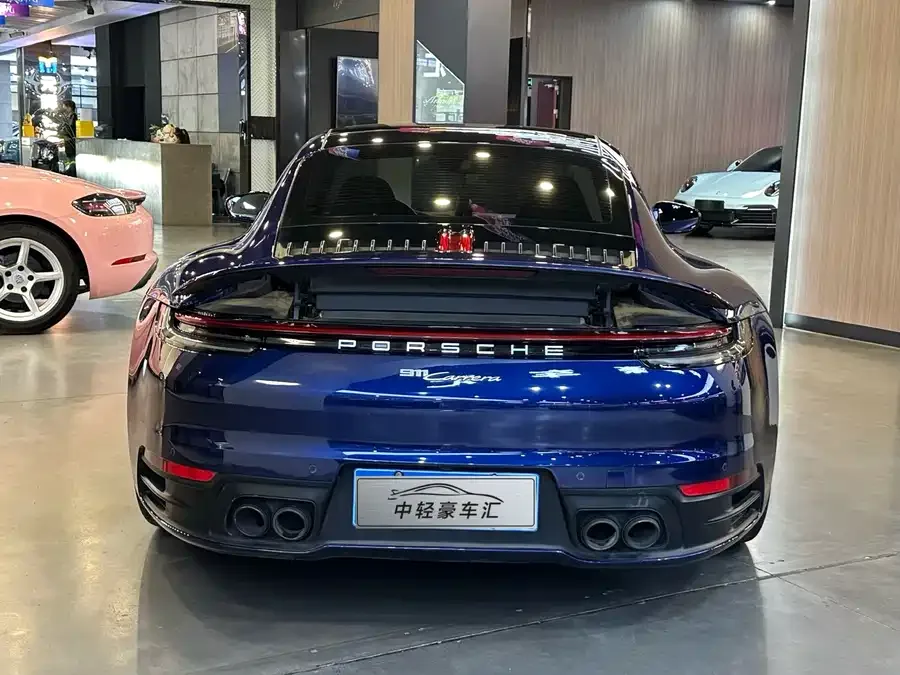 Porsche 911 2022 Carrera 3.0T 2023 — миниатюра 2
