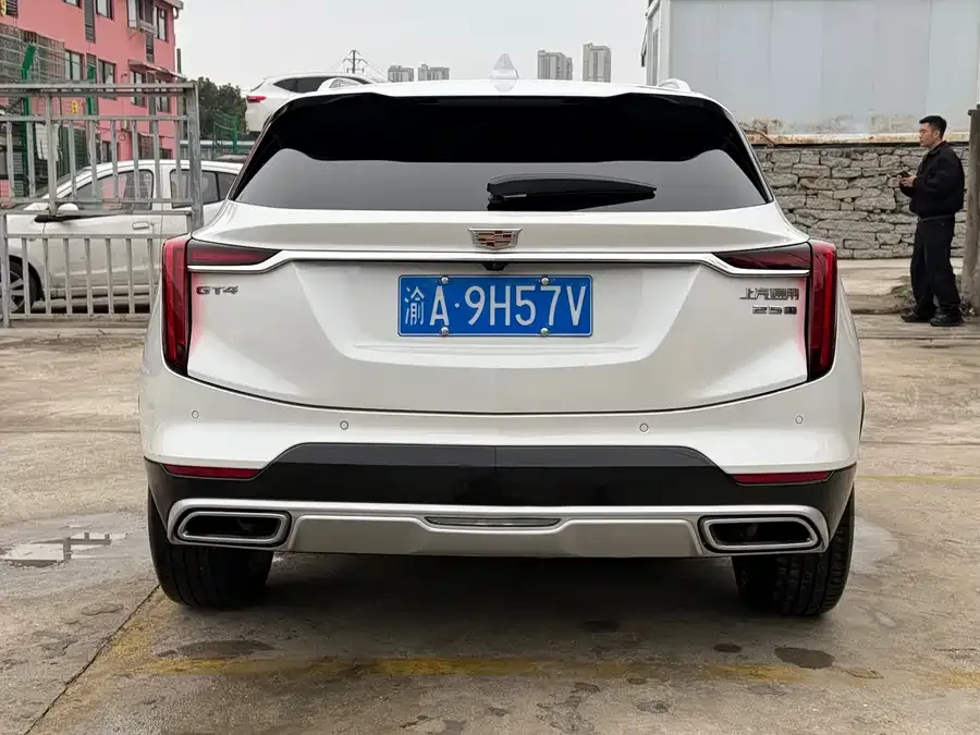 Cadillac GT4 2023 25T Luxury Edition 2023 — миниатюра 2
