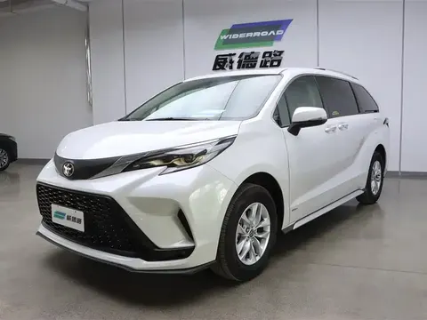 Toyota Granvia 2025 купить в Москве
