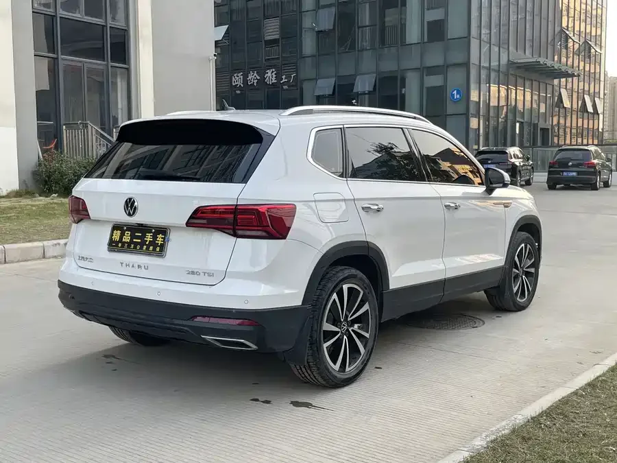 Volkswagen Tiguan (Tharu) Tuyue 2022 280TSI 2WD Luxury Edition 2023 — миниатюра 4