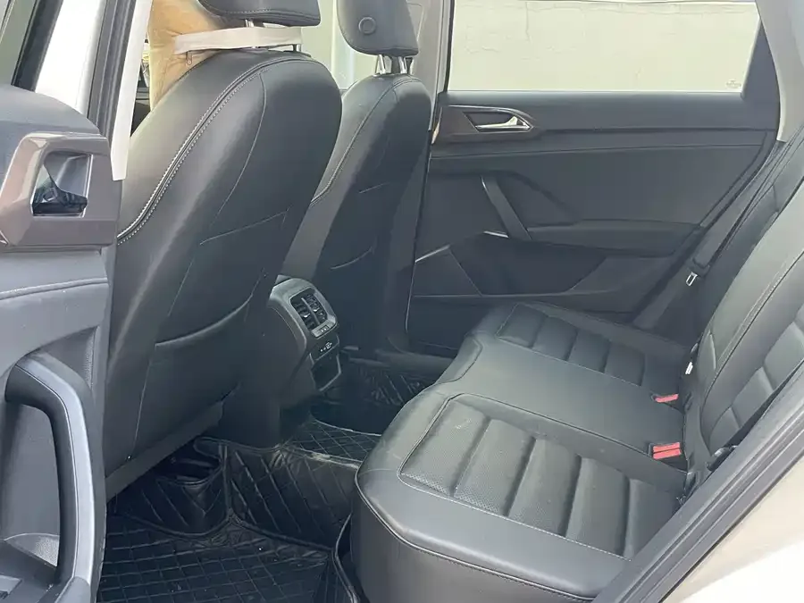 Volkswagen Tiguan (Tharu) Tuyue 2022 280TSI 2WD Luxury Edition 2023 — миниатюра 5