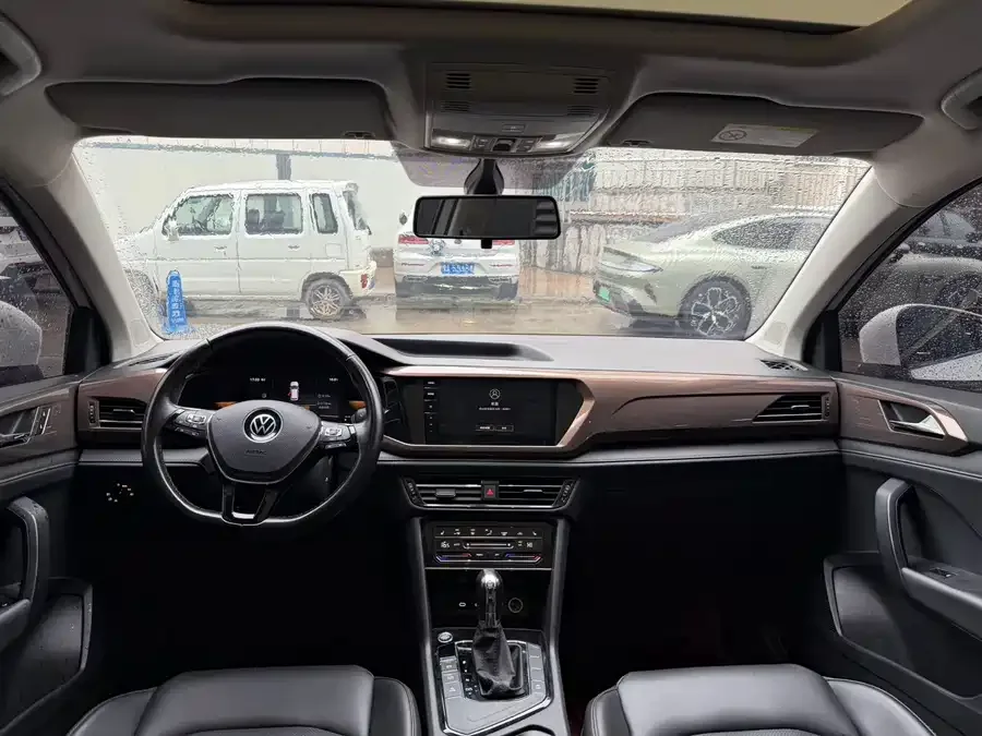 Volkswagen Tiguan (Tharu) Tuyue 2022 280TSI 2WD Luxury Edition 2022 — миниатюра 5