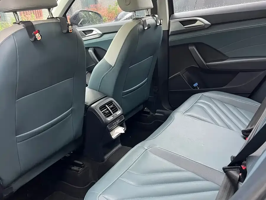 Volkswagen Tiguan (Tharu) Tuyue 2023 300TSI 2WD Full Moon Edition 2024 — миниатюра 2