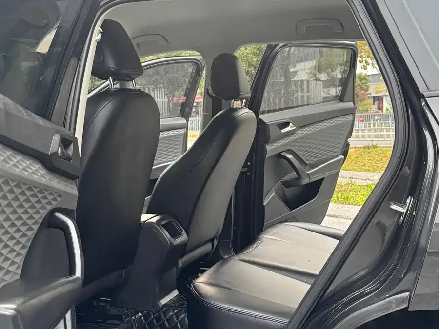 Volkswagen Tiguan (Tharu) 2022 Tuyue 280TSI 2WD Fashion Edition 2022 — миниатюра 4