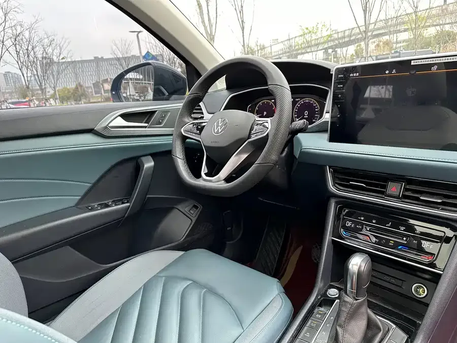 Volkswagen Tiguan (Tharu) Tuyue 2023 300TSI 2WD Full Moon Edition 2023 — миниатюра 5