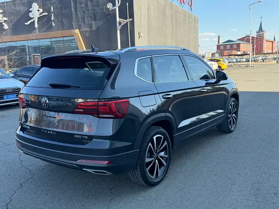 Volkswagen Tiguan (Tharu) Tuyue 2022 280TSI 2WD Luxury Edition 2022 — миниатюра 4