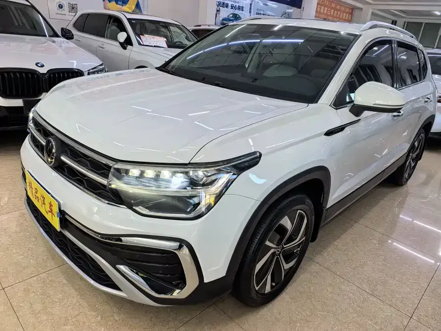 Volkswagen Tiguan (Tharu) Tuyue 2024 300TSI 2WD Full Moon Edition 2024 — фото 1, купить с доставкой в Москву