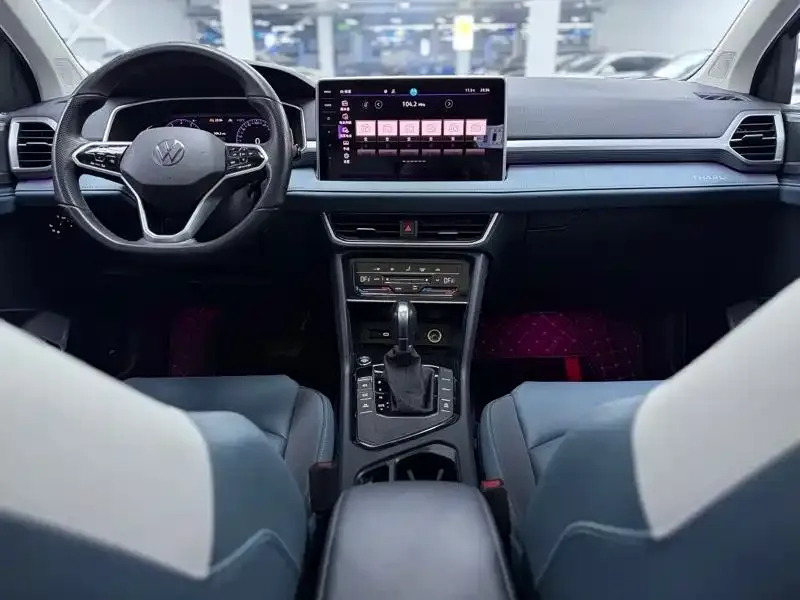 Volkswagen Tiguan (Tharu) Tuyue 2023 300TSI 2WD Crescent Edition 2023 — миниатюра 2