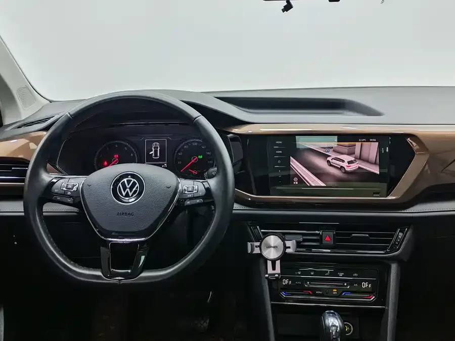 Volkswagen Tiguan (Tharu) 2021 Tuyue 280TSI 2WD Comfort Edition 2022 — миниатюра 5