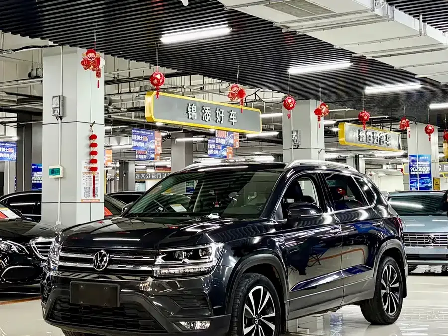 Volkswagen Tiguan (Tharu) Tuyue 2022 280TSI 2WD Luxury Edition 2022 — фото 1, купить с доставкой в Москву
