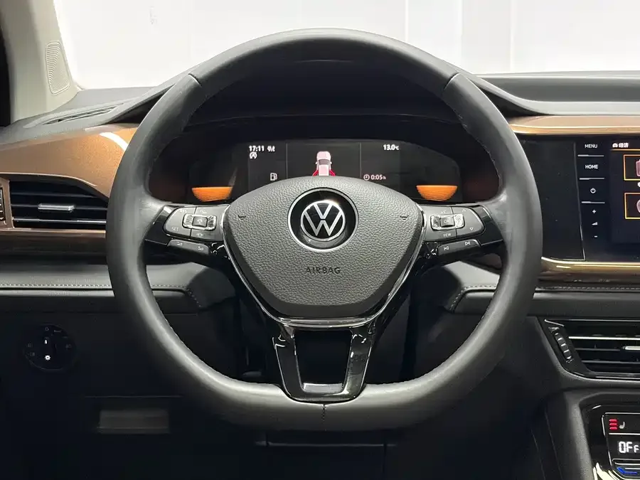 Volkswagen Tiguan (Tharu) Tuyue 2022 280TSI 2WD Luxury Edition 2023 — миниатюра 4