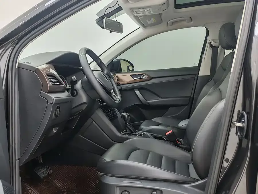 Volkswagen Tiguan (Tharu) 2021 Tuyue 280TSI 2WD Luxury Edition PLUS 2022 — миниатюра 4