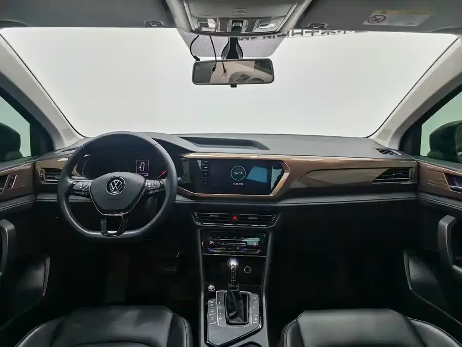 Volkswagen Tiguan (Tharu) 2021 Tuyue 280TSI 2WD Luxury Edition PLUS 2022 — миниатюра 5