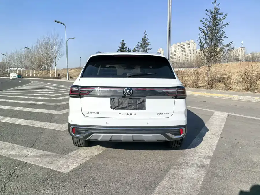 Volkswagen Tiguan (Tharu) Tuyue 2023 300TSI 2WD Full Moon Edition 2023 — миниатюра 2