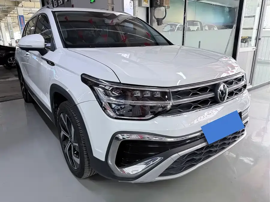 Volkswagen Tiguan (Tharu) Tuyue 2023 300TSI 2WD Full Moon Edition 2023 — миниатюра 3