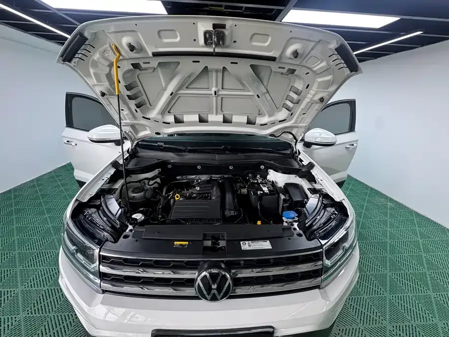 Volkswagen Tiguan (Tharu) Tuyue 2022 280TSI 2WD Luxury Edition 2022 — миниатюра 4