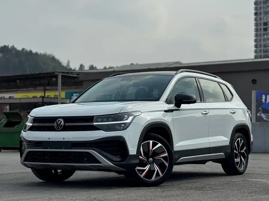 Volkswagen Tiguan (Tharu) Tuyue 2024 300TSI 2WD Moon Edition 2024 — фото 1, купить с доставкой в Москву