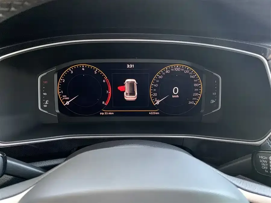 Volkswagen Tiguan (Tharu) Tuyue 2025 New 300TSI Ruixiang Edition 2024 — миниатюра 2