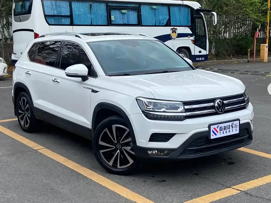 Volkswagen Tiguan (Tharu) Tuyue 2022 280TSI 2WD Luxury Edition 2022 — миниатюра 3