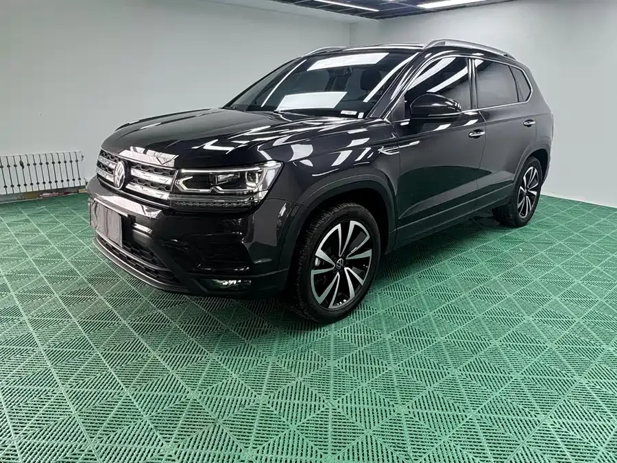 Volkswagen Tiguan (Tharu) Tuyue 2022 280TSI 2WD Luxury Edition 2022 — фото 1, купить с доставкой в Москву