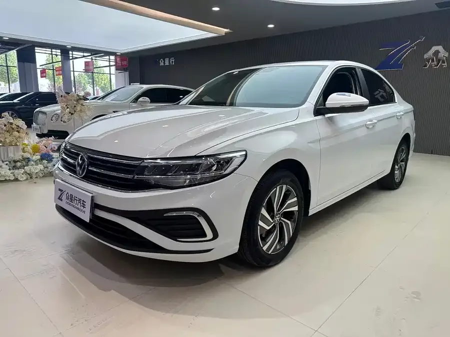 Volkswagen Bora Bora 2025 200TSI DSG Joy Travel Navigation Edition 2025 — фото 1, купить с доставкой в Москву