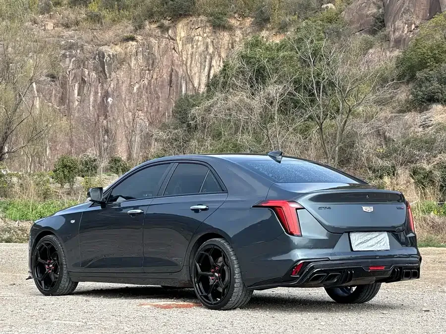 Cadillac CT4 2022 28T luxury model 2022 — миниатюра 4