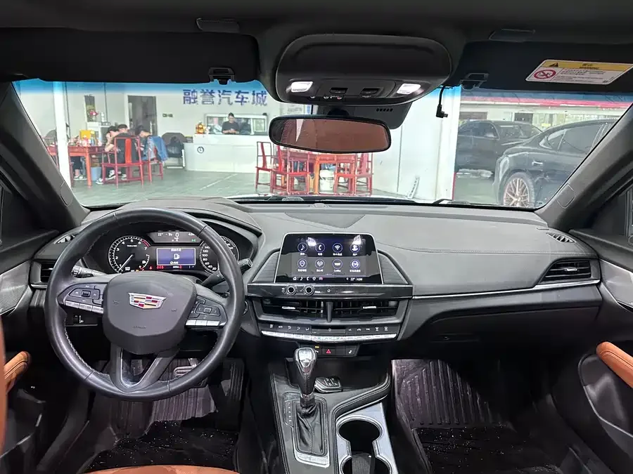 Cadillac CT4 2022 28T luxury model 2022 — миниатюра 2