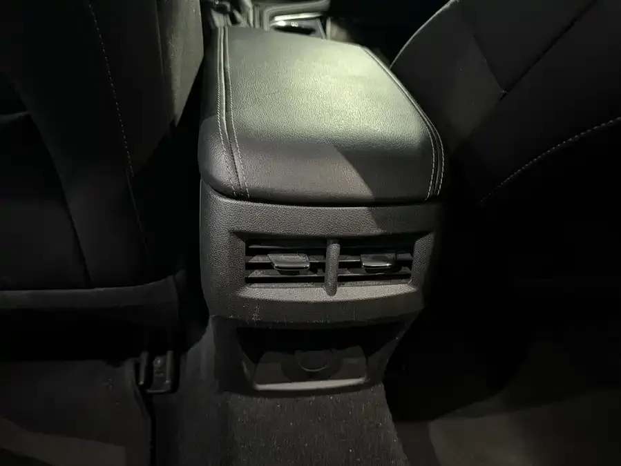 Cadillac CT4 2022 28T luxury model 2022 — миниатюра 2