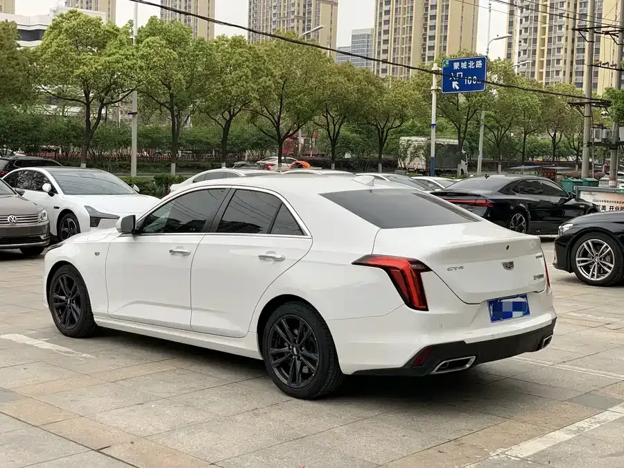 Cadillac CT4 2022 28T luxury model 2022 — миниатюра 2