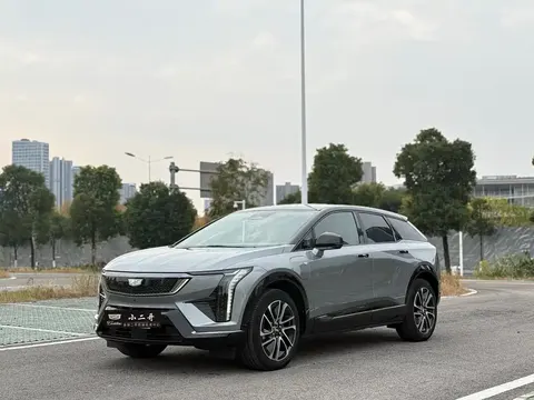 Cadillac IQ 2024 купить в Москве