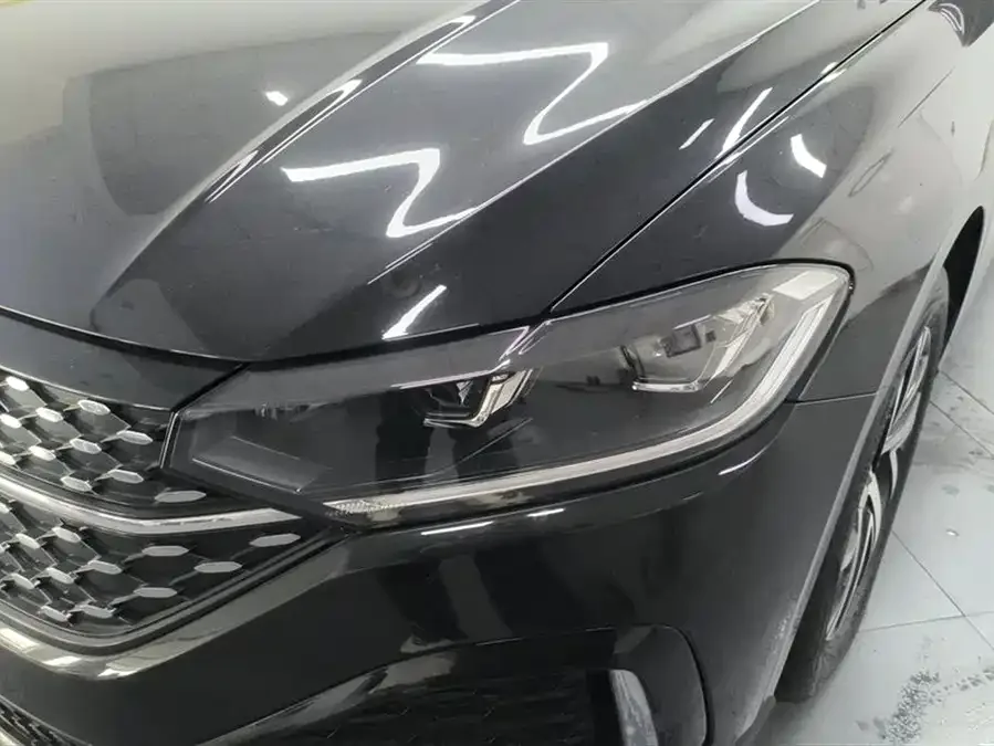 Volkswagen Lavida Lavida 2023 300TSI DSG Starry Sky Edition 2024 — миниатюра 2