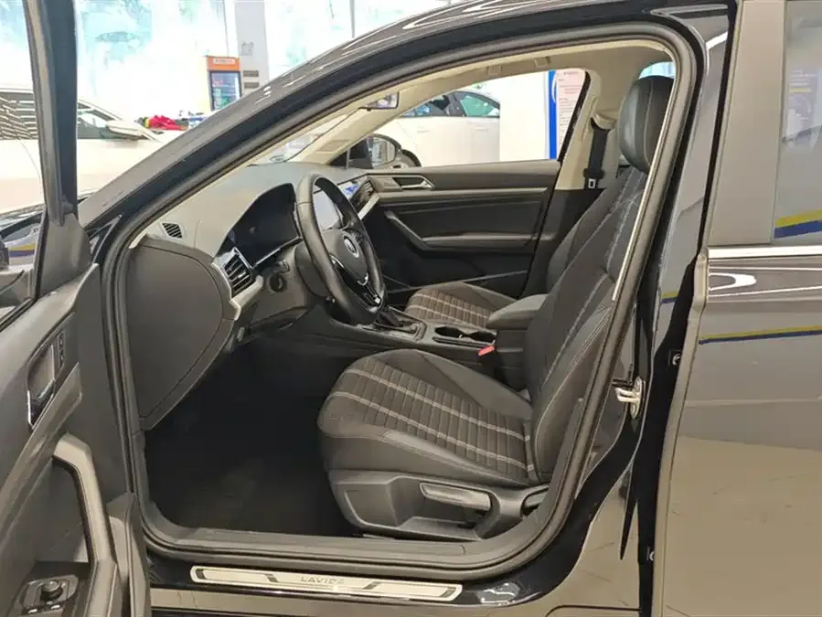Volkswagen Lavida Lavida 2022 280TSI DSG Comfort Edition 2022 — миниатюра 3
