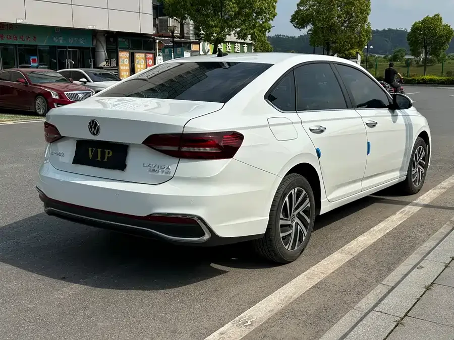 Volkswagen Lavida Lavida 2023 280TSI DSG Full Edition 2022 — миниатюра 3