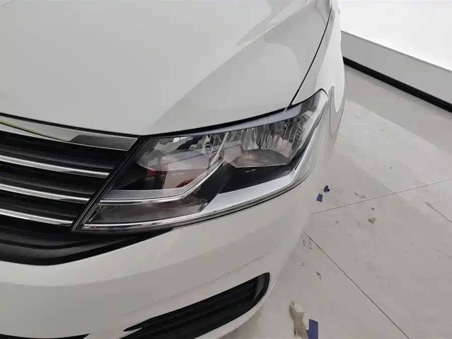 Volkswagen Lavida Lavida 2019 Lavida Qihang 1.5L Automatic Fashion Edition National VI 2023 — миниатюра 5
